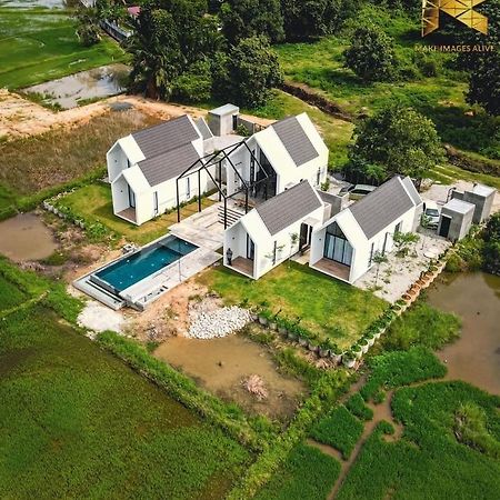Ezu Isle Langkawi Pool Villa Pantai Cenang  Esterno foto
