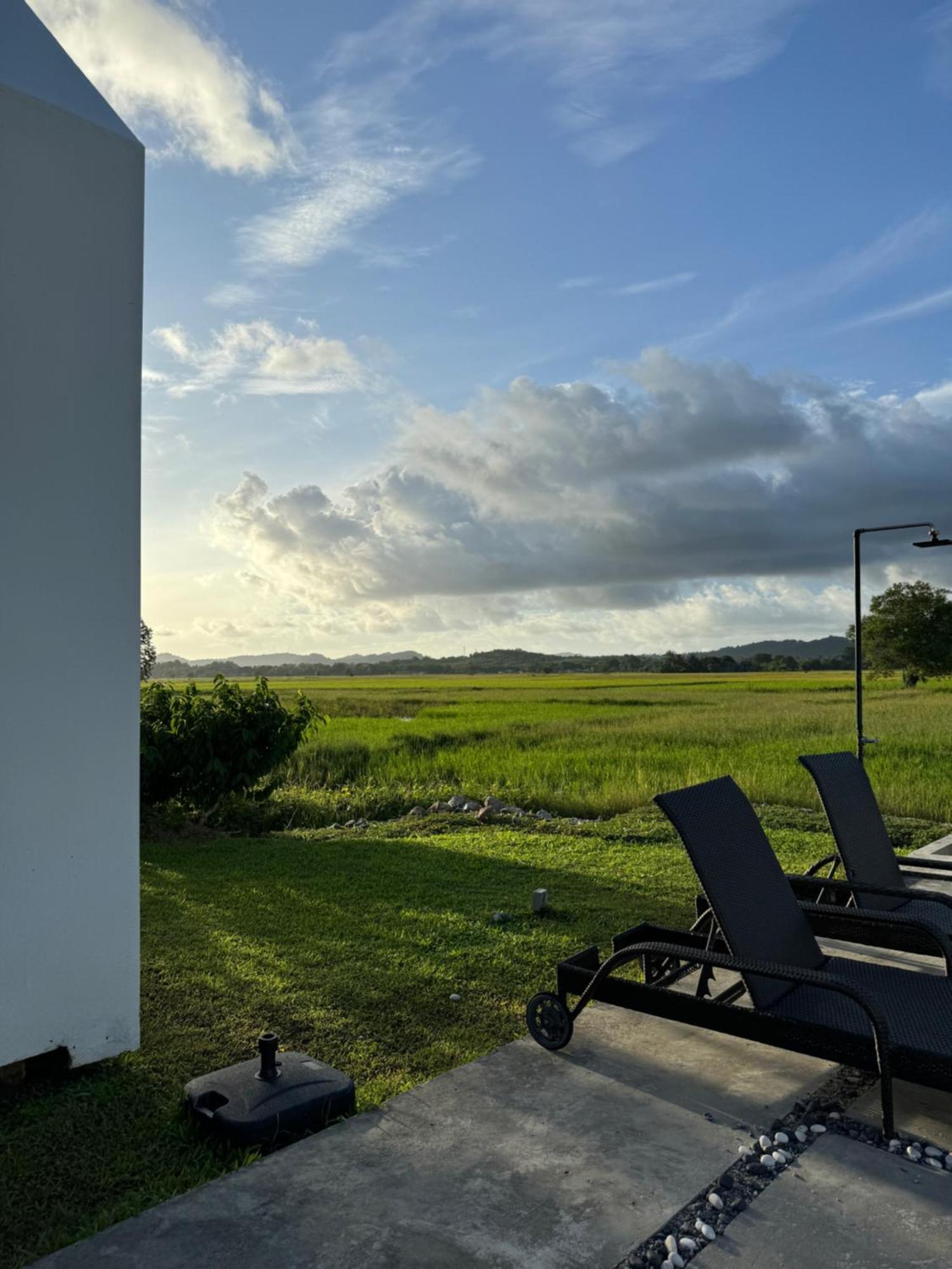 Ezu Isle Langkawi Pool Villa Pantai Cenang  Esterno foto