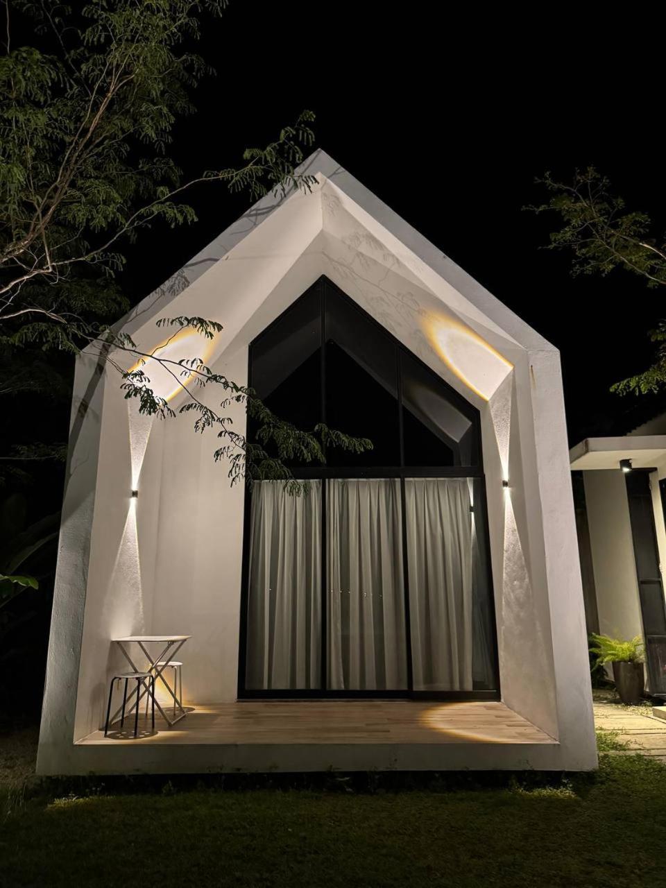 Ezu Isle Langkawi Pool Villa Pantai Cenang  Esterno foto